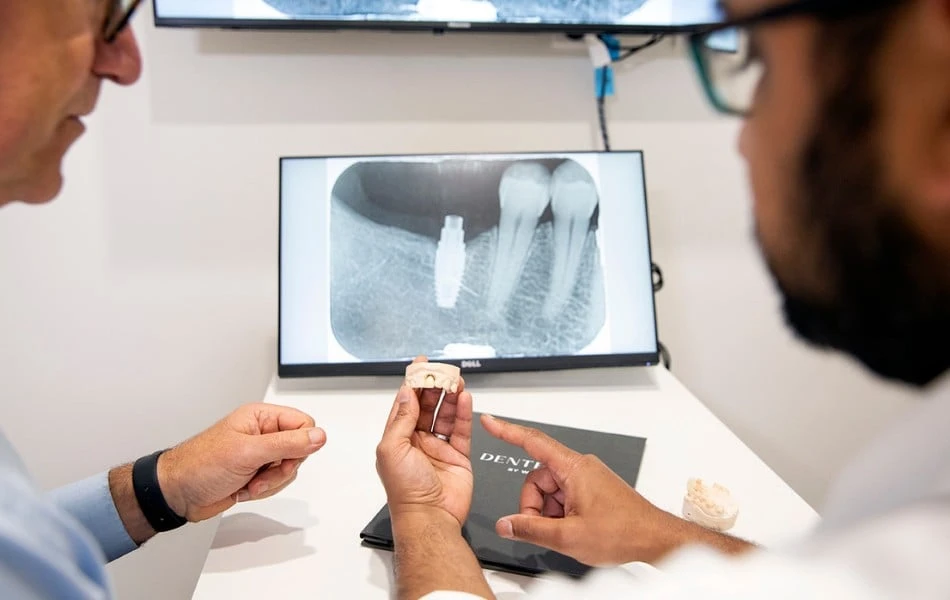 Fitting your dental implant and All on 4 Near Warragul, Gippsland In Warragul Dental Care